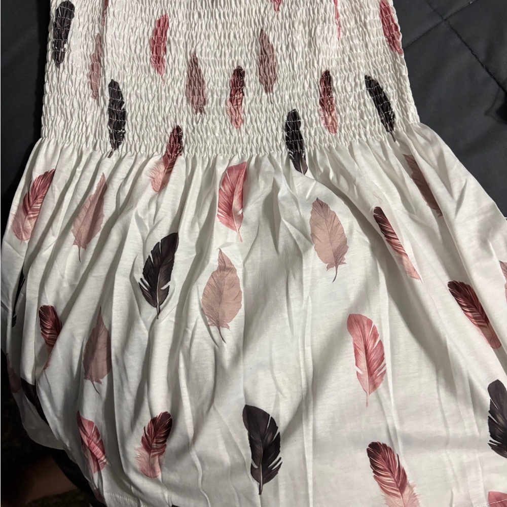 Elegant Feather Print Tube Top- White and Pink